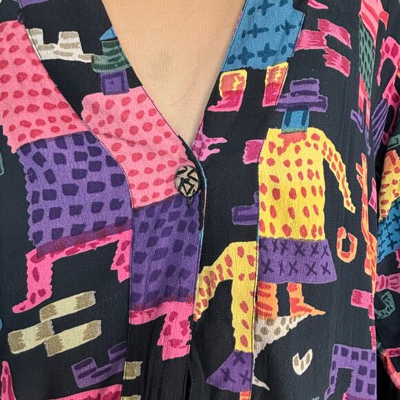 Vintage 90s Rayon Shirt Medium Colorful Yellow Tribal Abstract Animal Print - Picture 8 of 11